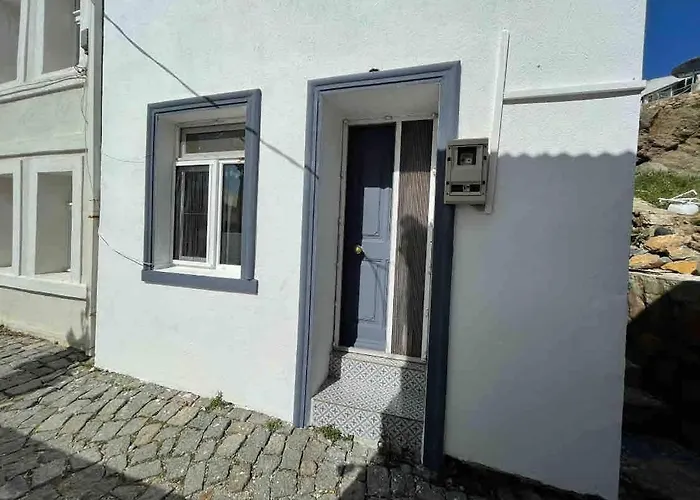 Cozy Stone House In The Center Bozcaada